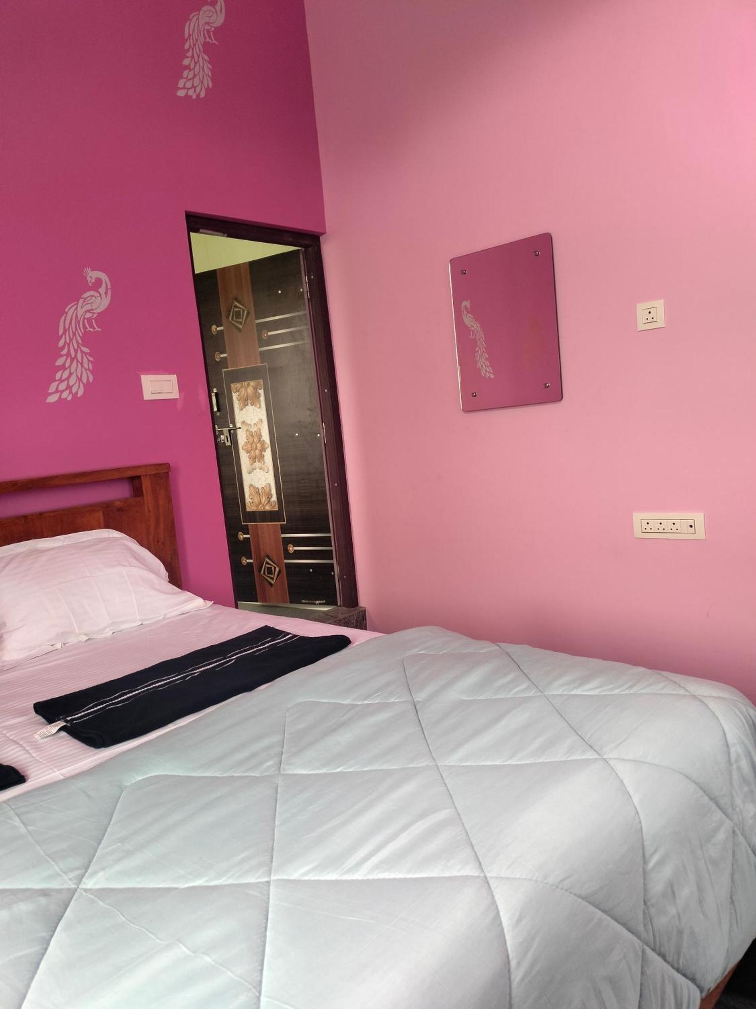 Supritha Homestay Hampi Exterior foto