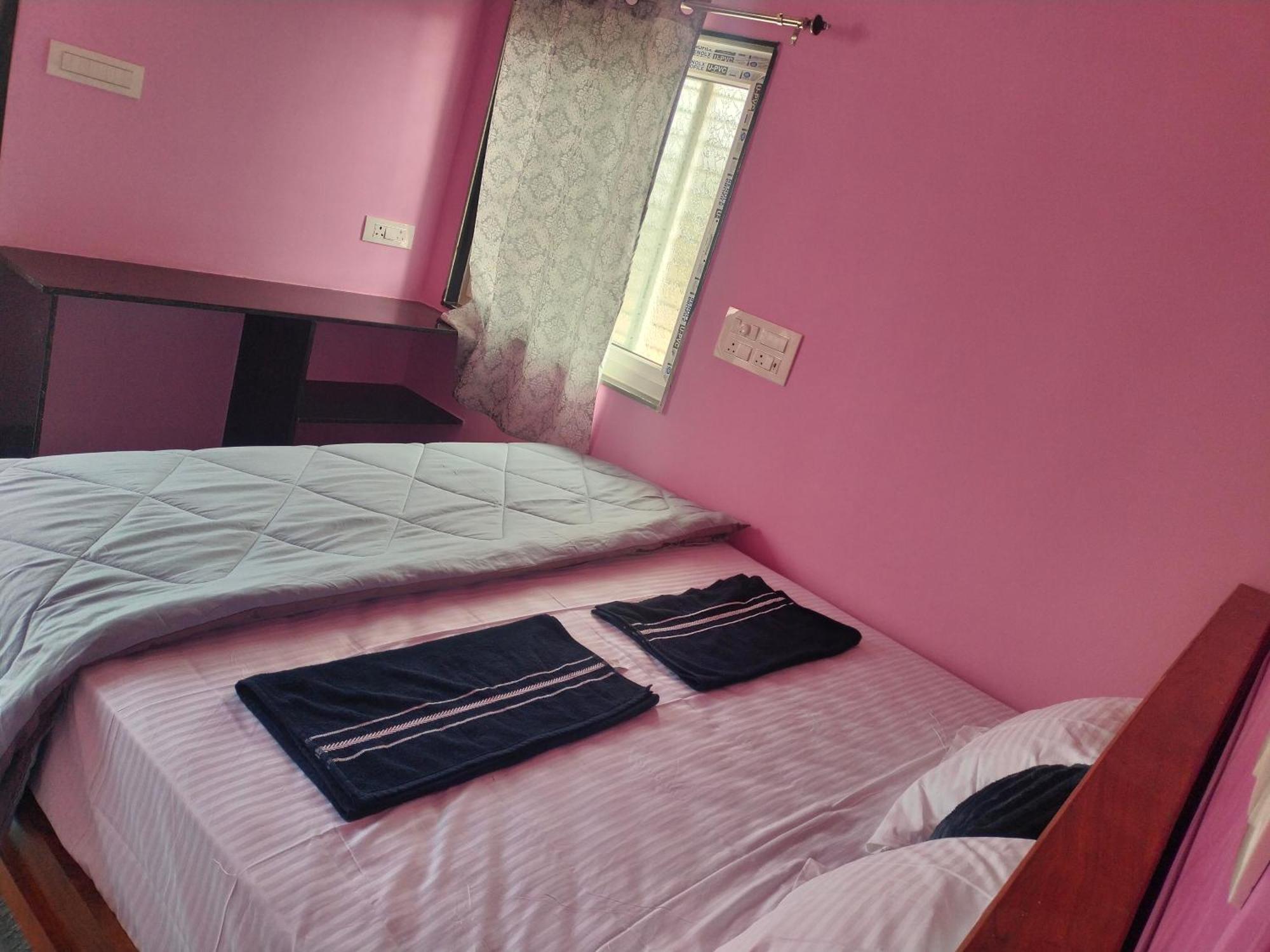 Supritha Homestay Hampi Exterior foto